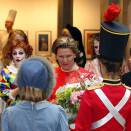 The Government's gift to The Queen was an exhibition of Children's art. Queen Sonja got to open the exhibition herself (Photo: Lise Åserud / Scanpix) 